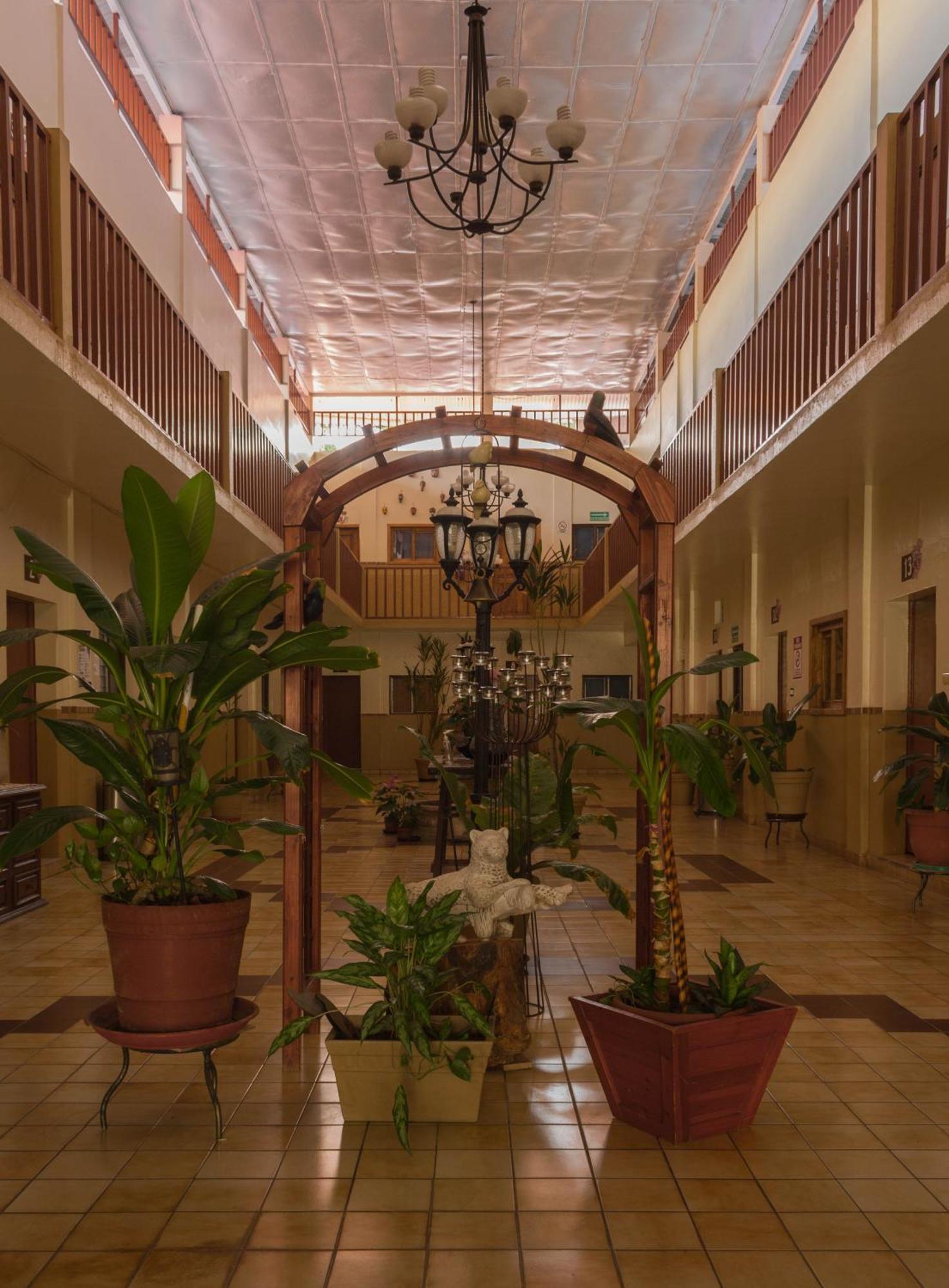 Hotel Cervantino Tapachula Dış mekan fotoğraf