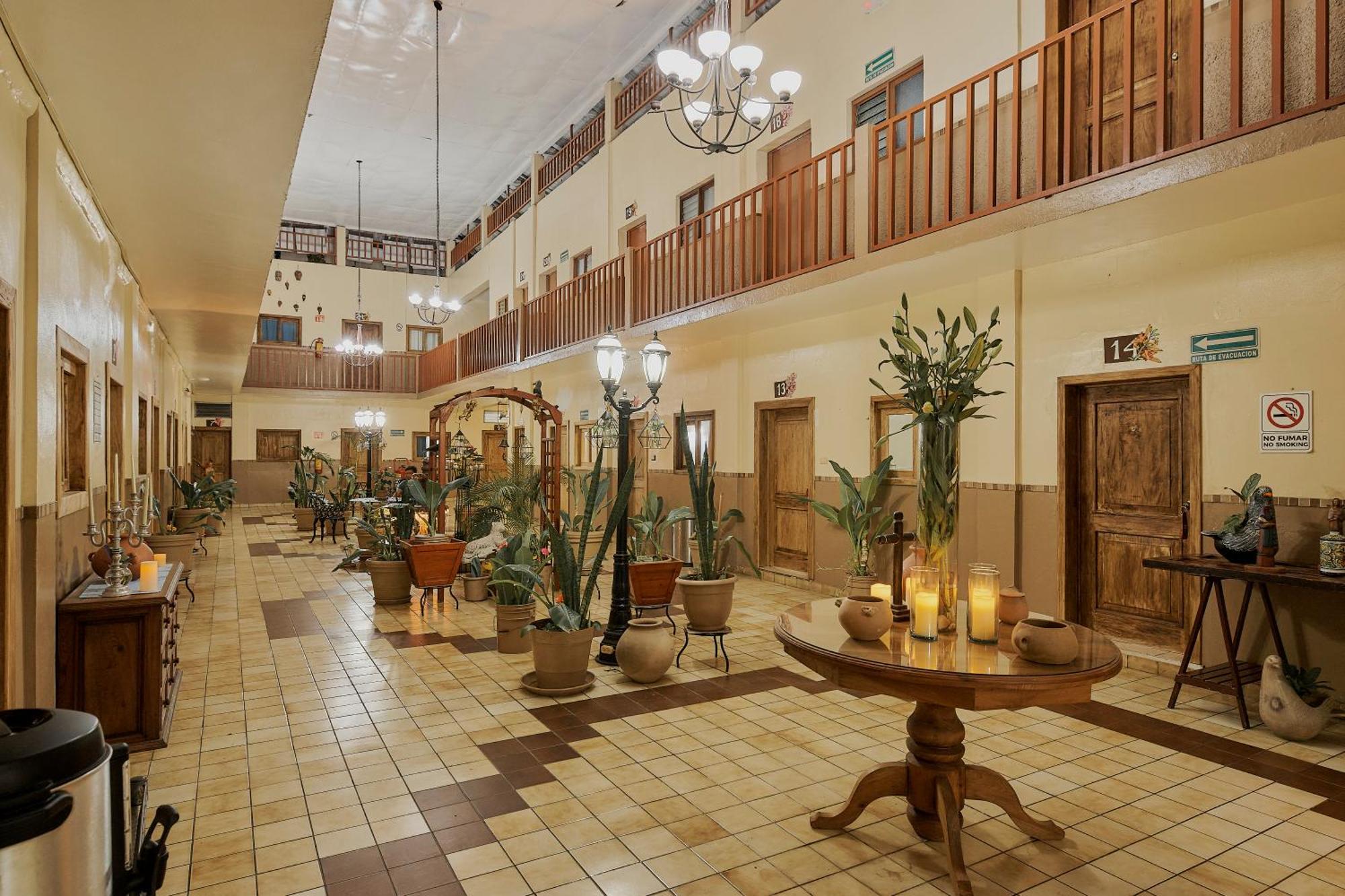 Hotel Cervantino Tapachula Dış mekan fotoğraf