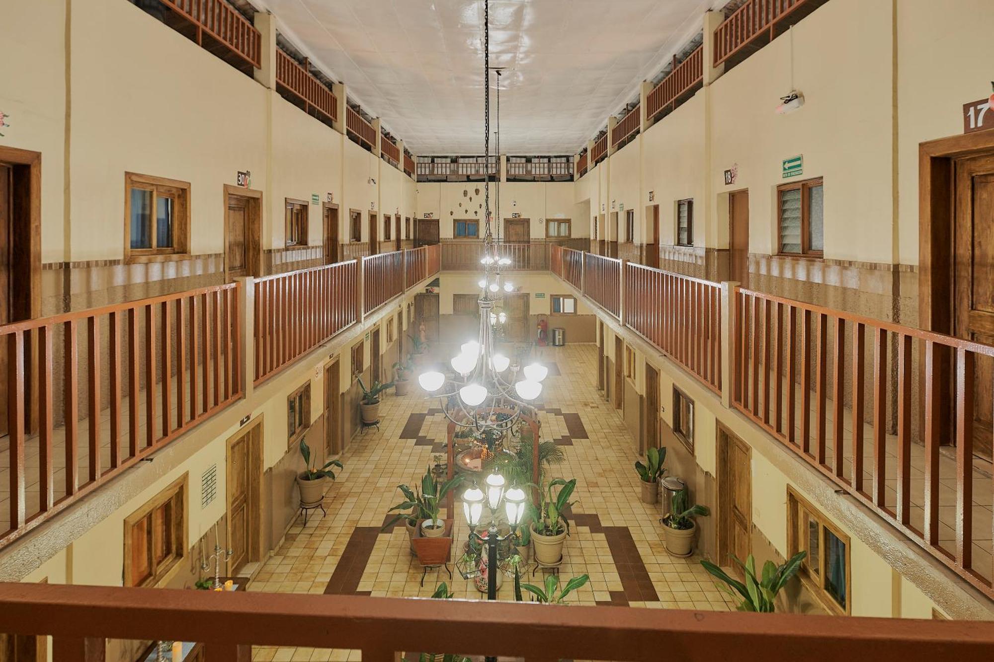 Hotel Cervantino Tapachula Dış mekan fotoğraf