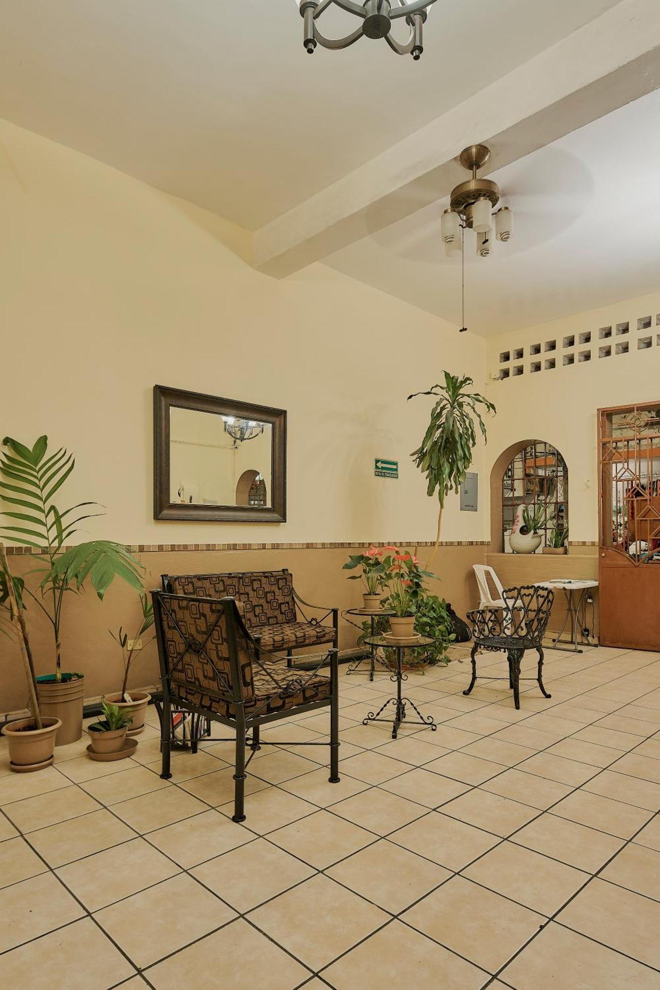 Hotel Cervantino Tapachula Dış mekan fotoğraf