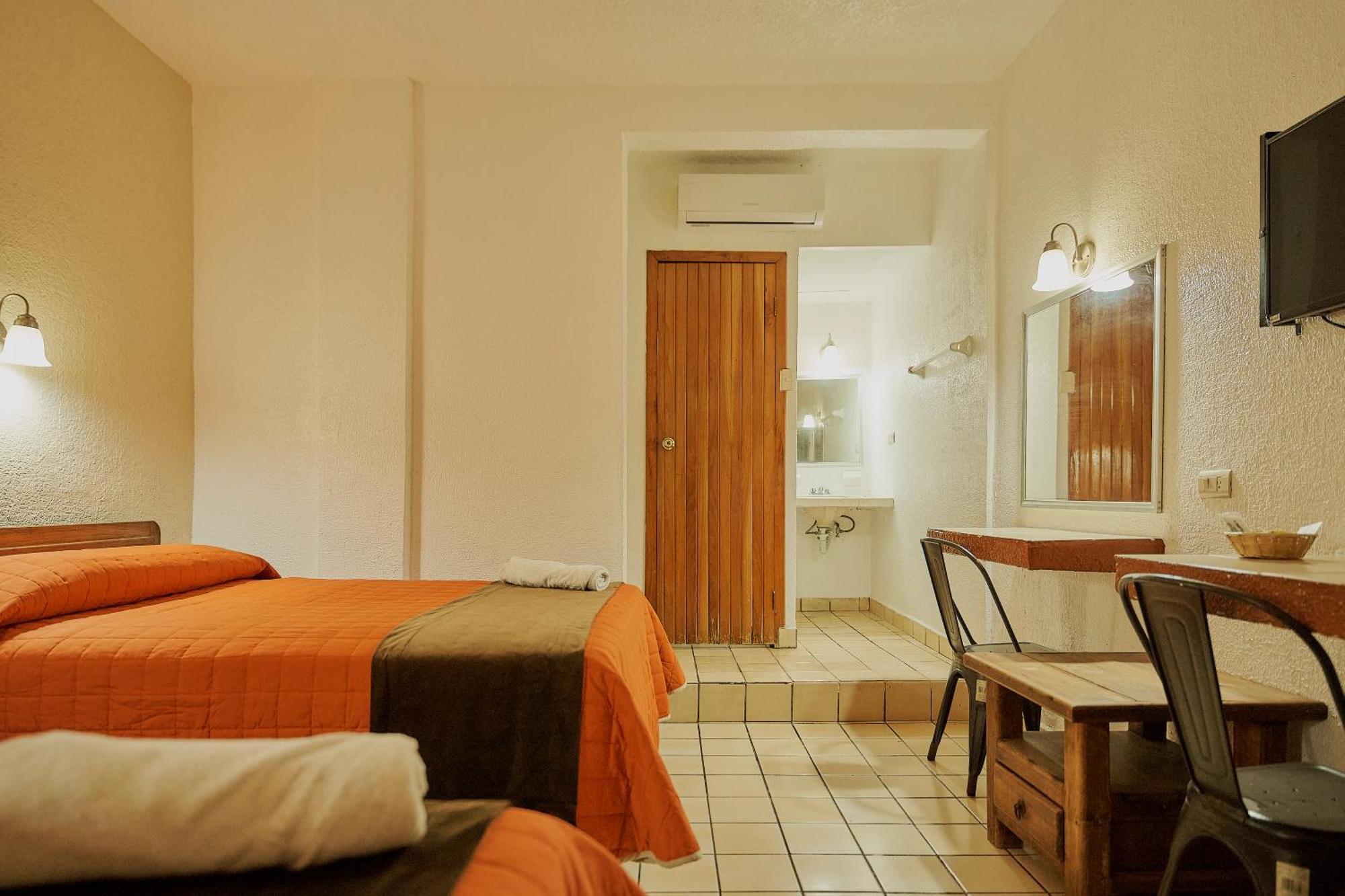 Hotel Cervantino Tapachula Dış mekan fotoğraf